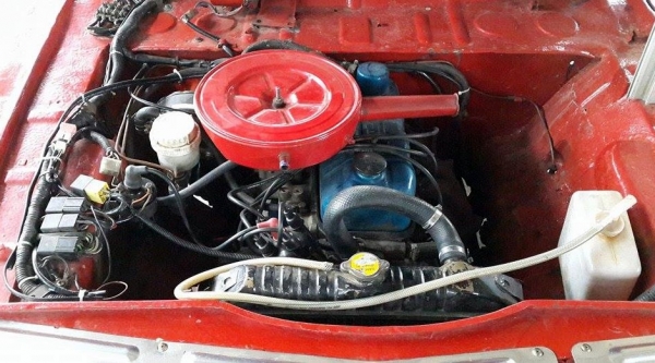 ขายมาสด้า800 สีเขียวครับ ทะเบียนพร้อมชุดโอนครับ