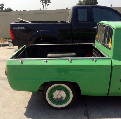 ขายมาสด้า800 สีเขียวครับ ทะเบียนพร้อมชุดโอนครับ