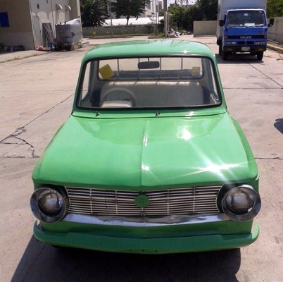 ขายมาสด้า800 สีเขียวครับ ทะเบียนพร้อมชุดโอนครับ