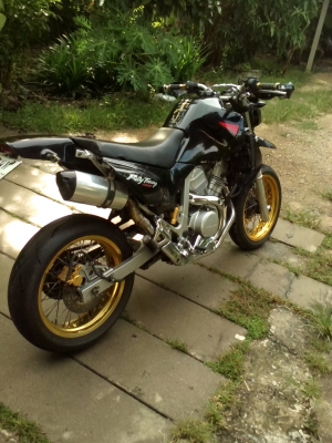 HONDA XRV 400 TRANSALP รถสวยมาก เคื่รองโคตรเงียบทะเบียนเต็มเอกสารพร้มโอน  ทะเบียนกรุงเทพ