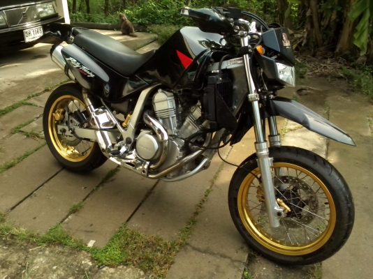 HONDA XRV 400 TRANSALP รถสวยมาก เคื่รองโคตรเงียบทะเบียนเต็มเอกสารพร้มโอน  ทะเบียนกรุงเทพ