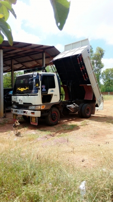 ขายหกล้อดั้ม