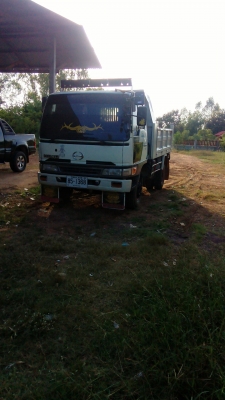 ขายหกล้อดั้ม