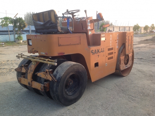 ขายรถบด4ตันSAKAIรุ่นTg41มือสองญี่ปุ่นสภาพดีมากๆสีเดิมยังไม่เคยทำสี