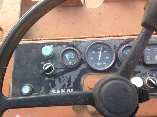 ขายรถบด4ตันSAKAIรุ่นTg41มือสองญี่ปุ่นสภาพดีมากๆสีเดิมยังไม่เคยทำสี
