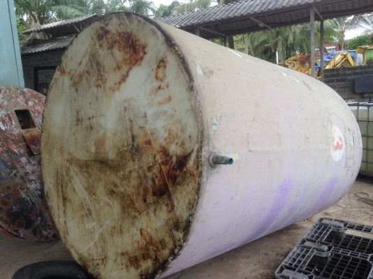 ขายถังน้ำ พลาสติก หนา8 มิล  เนื้อpe ขาวเหนียว ทนแดด  6,000ลิตร