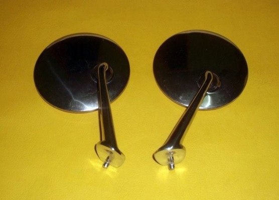 ขายกระจกเเก้มทรงกลมโครเมี่ยมสภาพสวยๆของดัทสัน เเละรุ่นอื่นๆๆ