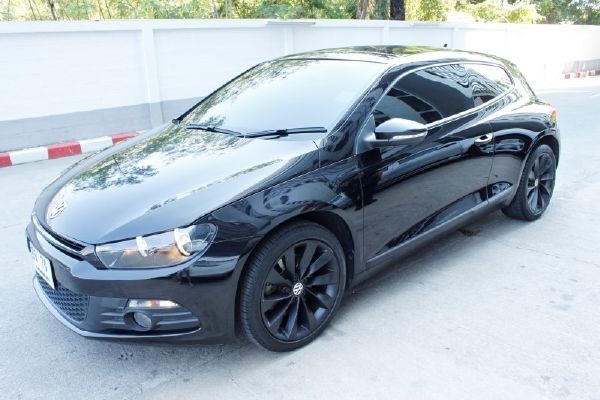VW Scirocco 2.0 Turbo สีดำ ปี 2009 31,xxx km. full options.