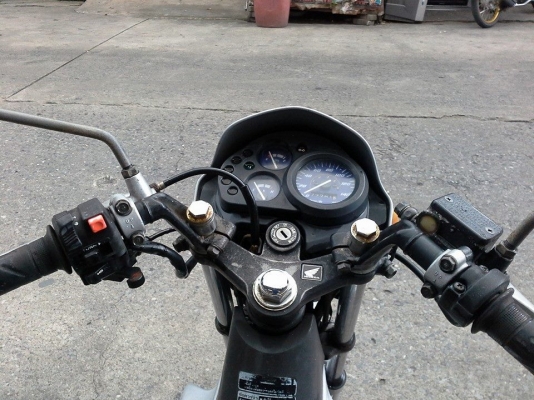 Sonic  ปี 44 สีดำ เทา รถบ้าน เครื่องเดิม แน่นๆ ชุดสีซีดนิดหน่อย เอกสารครบ