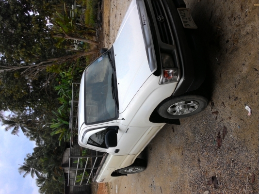 ขายครับ toyota หัวเดียว คันนี้เดิมๆ ทั้งคัน รถสวยคับพร้อมใช้งาน แอร์เย็น พวงมาลัยธรรมดาคับไม่หนัก คัดซีสวย ภายในสวย