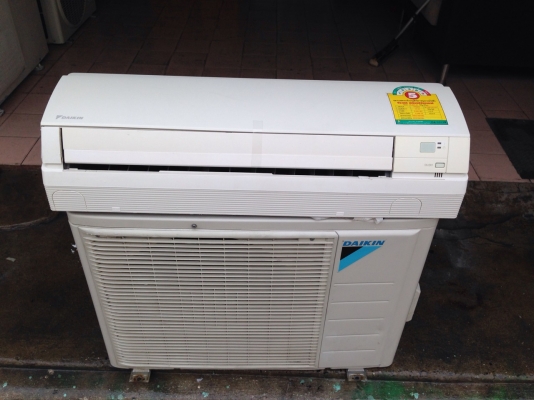 **** ขายแอร์ DAIKIN 13000 BTU สภาพสวย ****
