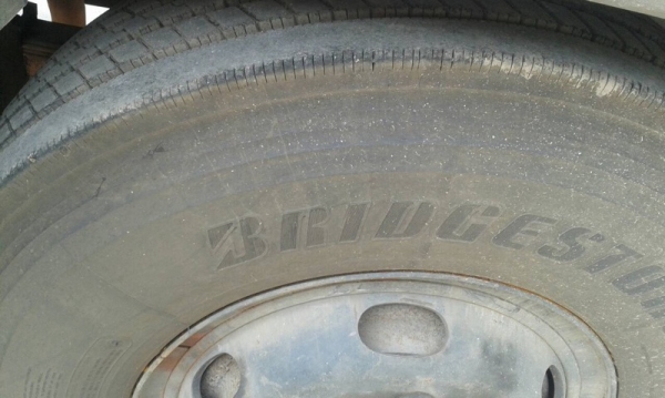 รถฮีโน่ 10 ล้อ บรรทุกน้ำยาง FL1J 210 แรงม้า. ปี 40 สนใจติดต่อ 081 - 6079515 รถฮีโน่ 10 ล้อ บรรทุกน้ำยาง FL1J 210 แรงม้า. ปี 40 สนใจติดต่อ 081 - 6079515