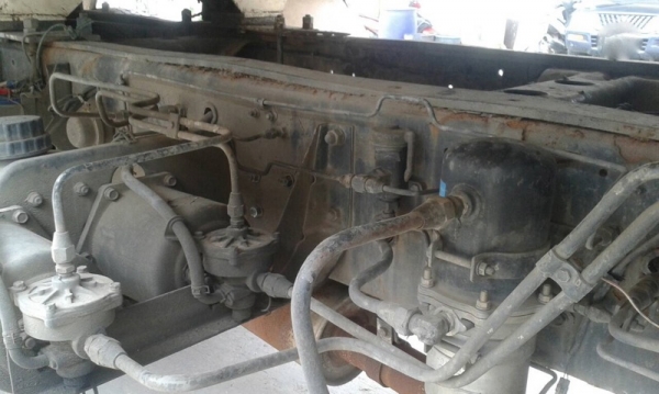 รถฮีโน่ 10 ล้อ บรรทุกน้ำยาง FL1J 210 แรงม้า. ปี 40 สนใจติดต่อ 081 - 6079515 รถฮีโน่ 10 ล้อ บรรทุกน้ำยาง FL1J 210 แรงม้า. ปี 40 สนใจติดต่อ 081 - 6079515