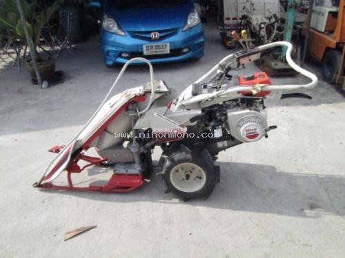 รถเกี่ยวข้าวเดินตาม !!!  MITSUBISHI     MB40  รหัสสินค้า : 14001751  หรือเพิ่มเติมไดที่ www.nihonmono.com