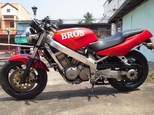 Honda Bros 400 รถทะเบียนแท้