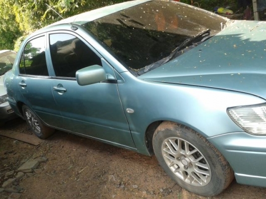 ขายเก๋ง มิตซูบีชิ ซีเดีย ปี2001 รถหลุดจำนำ Nobook  พร้อมจบโทรมาคับ