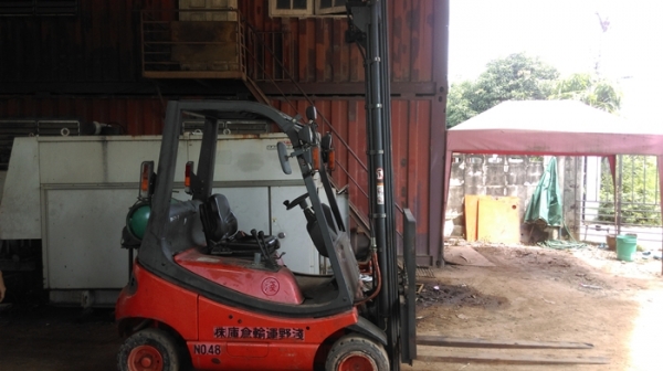 ขายรถโฟล์คลิฟท์ LINDE เสาสูง 6.5 เมตร ยก 1.8 ตัน