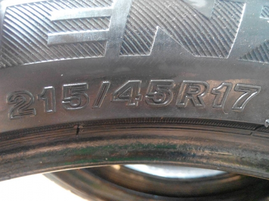 ยาง Bridgestone 215/45/17 ปี12 สภาพสวยๆ ดอกหนาๆ ยาง Bridgestone 215/45/17 ปี12 สภาพสวยๆ ดอกหนาๆ