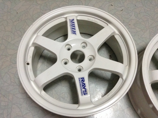 แม็ก TE37 แม็กใหม่ ขอบ 17 นิ้ว 5 รู 114 มีคู่เดียว แม็ก TE37 แม็กใหม่ ขอบ 17 นิ้ว 5 รู 114 มีคู่เดียว