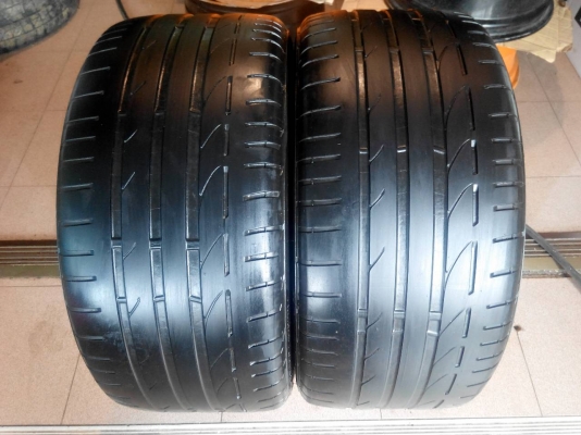 ยาง Bridgestone 245/40/17 ปี12 สภาพสวย
