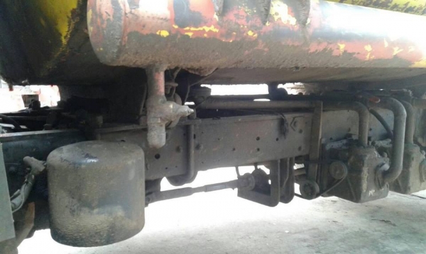 **** ขายรถน้ำมัน 115 แท้ ถังน้ำมัน 2 ช่อง โหลด บน ล่าง มิเตอร์จ่าย 2 หัว ราคาต่อรองได้ครับ***** **** ขายรถน้ำมัน 115 แท้ ถังน้ำมัน 2 ช่อง โหลด บน ล่าง มิเตอร์จ่าย 2 หัว ราคาต่อรองได้ครับ*****