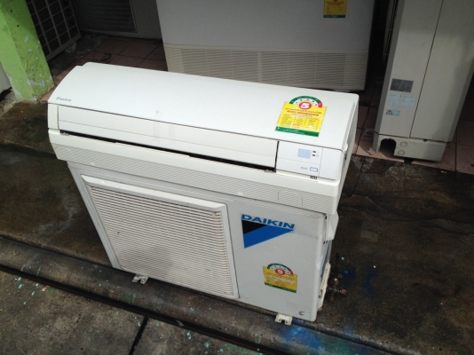 **** ขายแอร์ DAIKIN 12500 BTU สภาพสวย ****