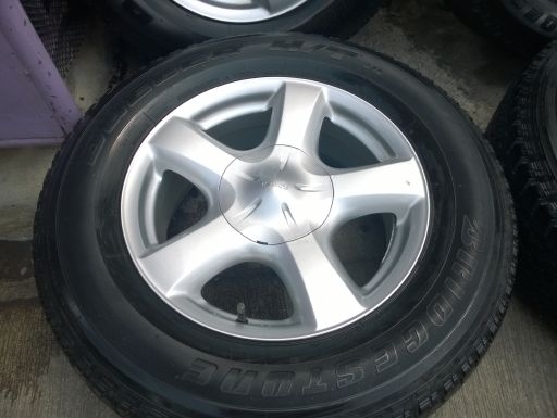 ขายแม็ก Isuzu D-max16 3ชุด V-cross17 Prerunner16 พร้อมยางราคา 7,000-9,500 บ