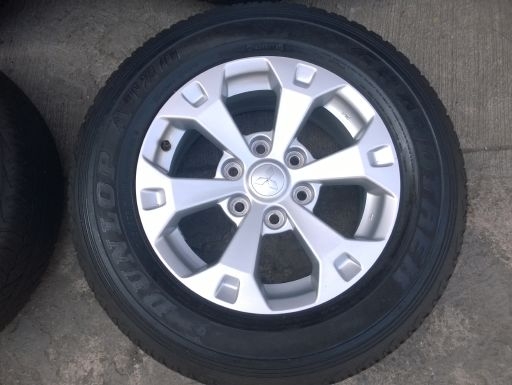 ขายแม็ก Isuzu D-max16 3ชุด V-cross17 Prerunner16 พร้อมยางราคา 7,000-9,500 บ