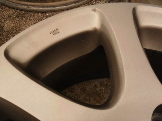 ขาย ล้อแม็กซ์แท้ ขอบ16นิ้ว 5รู114 (4วง=2,800บ)ไม่แตก ไม่ดุ้ง สีสวย ไม่มีรอยขีดข่วน ใส่รถเก๋ง-กระบะ ที่ล้อ 5รู114ได้เกือบทุกรุ่นT.092-9351644