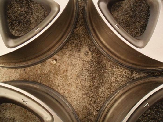 ขาย ล้อแม็กซ์แท้ ขอบ16นิ้ว 5รู114 (4วง=2,800บ)ไม่แตก ไม่ดุ้ง สีสวย ไม่มีรอยขีดข่วน ใส่รถเก๋ง-กระบะ ที่ล้อ 5รู114ได้เกือบทุกรุ่นT.092-9351644