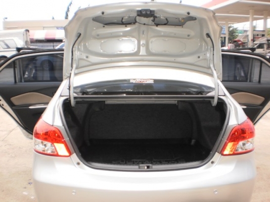 VIOS 1.5  Ivory VVTi AUTO