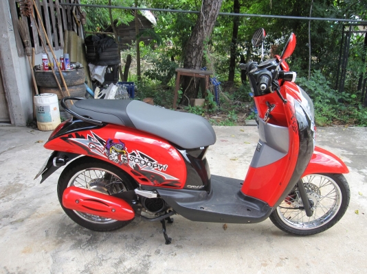 ขาย honda scoopy i รถปี 54 ทะเบียนหมด 58 ขาย 19000 บาท