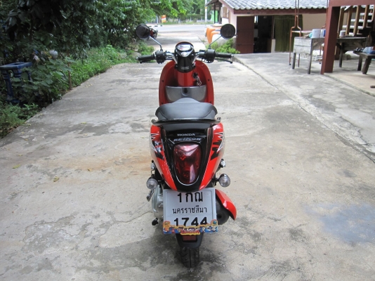 ขาย honda scoopy i รถปี 54 ทะเบียนหมด 58 ขาย 19000 บาท