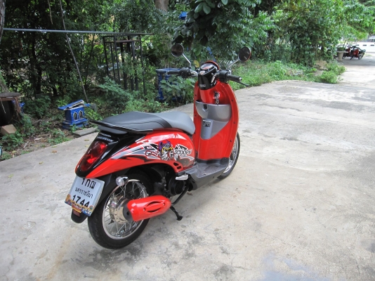 ขาย honda scoopy i รถปี 54 ทะเบียนหมด 58 ขาย 19000 บาท