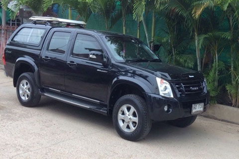 Isuzu 2.5 HI-LANDER DDI I-TEQ 4 ประตู มีหลังคา ใช้ไป 173,000 กม ไม่เคยชน