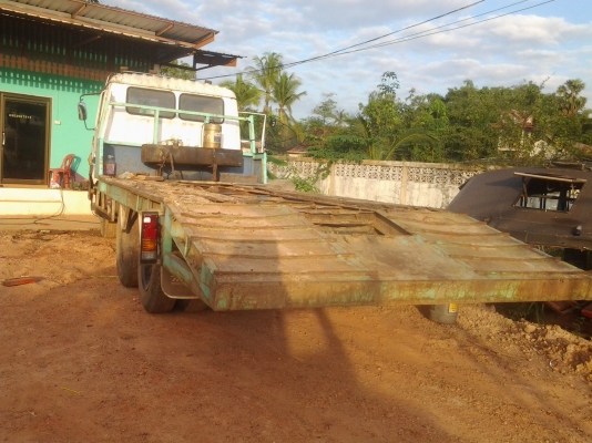 10ล้อท้ายลาก อีซูซุ ทะเบียน ม.79 เครื่อง6BD1 160 แรง หางขึ้น200ได้ เพลา200จำโบ้