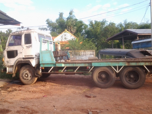 10ล้อท้ายลาก อีซูซุ ทะเบียน ม.79 เครื่อง6BD1 160 แรง หางขึ้น200ได้ เพลา200จำโบ้