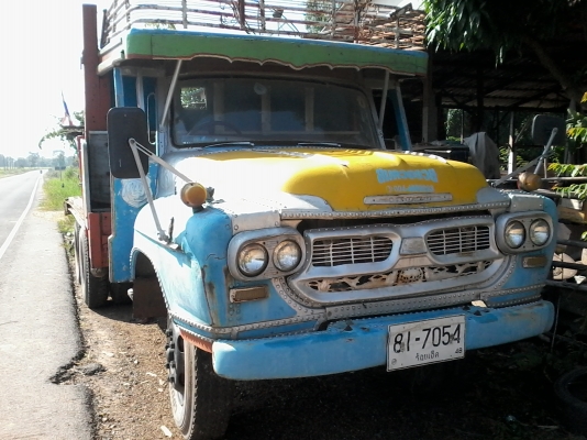 ลดสุดๆครับ เหลือ 195,000 ครับ หน้ายาว10ล้อ เพลาเดียว เครื่องดี เพาเวอร์ สโล ช่วงล่างใหญ่ ยางดี ไม่มีเล่ม