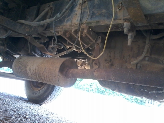 ลดสุดๆครับ เหลือ 195,000 ครับ หน้ายาว10ล้อ เพลาเดียว เครื่องดี เพาเวอร์ สโล ช่วงล่างใหญ่ ยางดี ไม่มีเล่ม