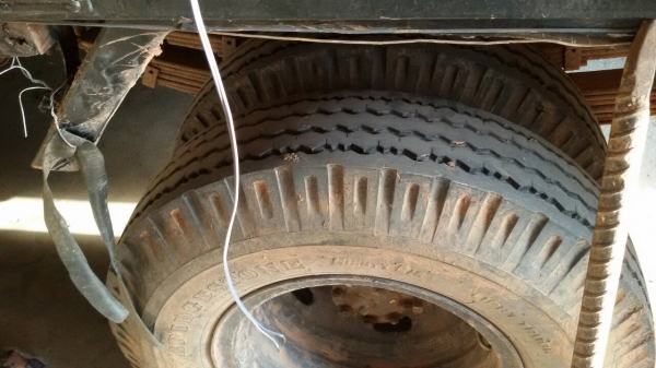 6ล้อ ks อีซูซุ 110 แรง แอร์เย็น ยางใหม่ 6 เส้น