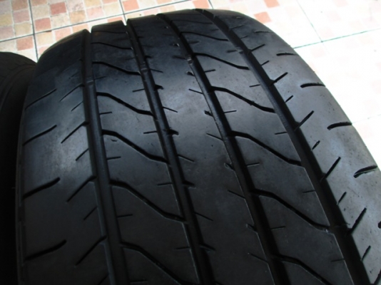 ขายยาง DUNLOP SP270 215-55-17 ปี4712 ดอกสวยๆ (1ชุด)