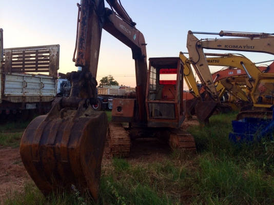 ขายแบคโฮ HITACHI ตามสภาพ