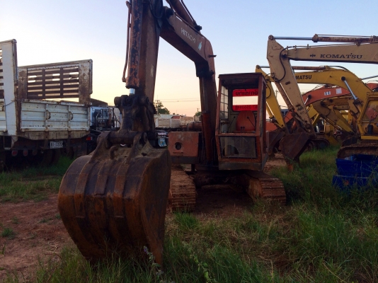 ขายแบคโฮ HITACHI ตามสภาพ