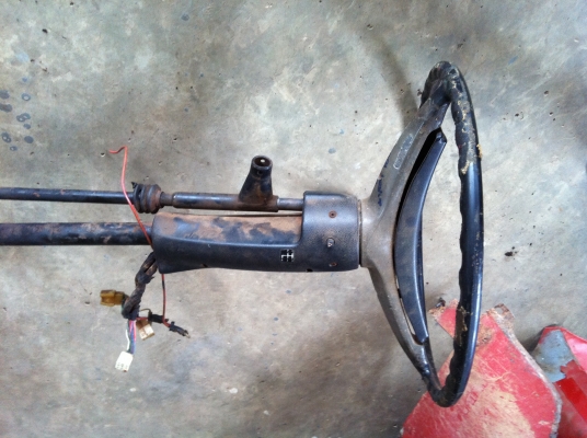 พวงมาลัยมาสด้า 1000 ยกยวง