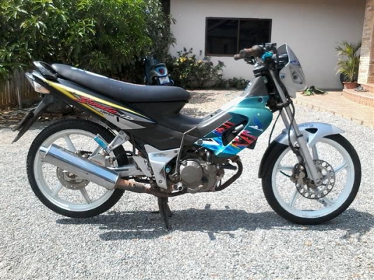 ขายโซนิกปี 45 ทะเบียนโอนรถเดิมเครื่องดีต้องเก็บอะไหล่เองภาษีขาดปี 52 ขายตามสภาพ ขาย 9500 บาท