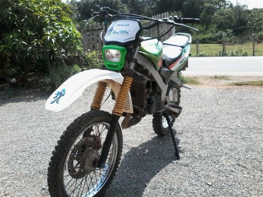 ขาย LS125R ทะเบียนโอนเครื่องดีภาษีขาดปี 49 ทำแนววิบากมีอะไหล่เดิมให้ ขายตามสภาพ ขาย 9500 บาท