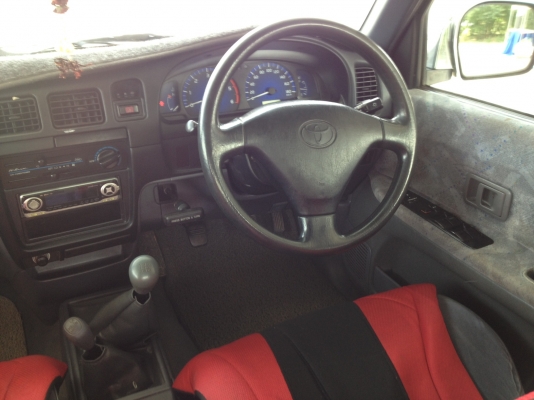 ขาย TOYOTA - SPORT CRUISER 4WD ขาย TOYOTA - SPORT CRUISER 4WD