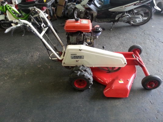 ขายรถตัดหญ้าเดินตาม baroness ขายรถตัดหญ้าเดินตาม baroness