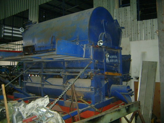 รถสีข้าว 6ล้อ   เครื่องHINO 130 แรง  6ฟุต  สภาพดีมากๆ  ราคา   160,000บาท ด่วนๆๆ