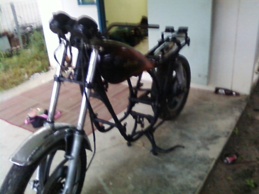 ขายโครง  Yamaha spacial  วาง SR 400 CC ได้ เอาไปปั้นต่อ   ราคา  14500 บาท